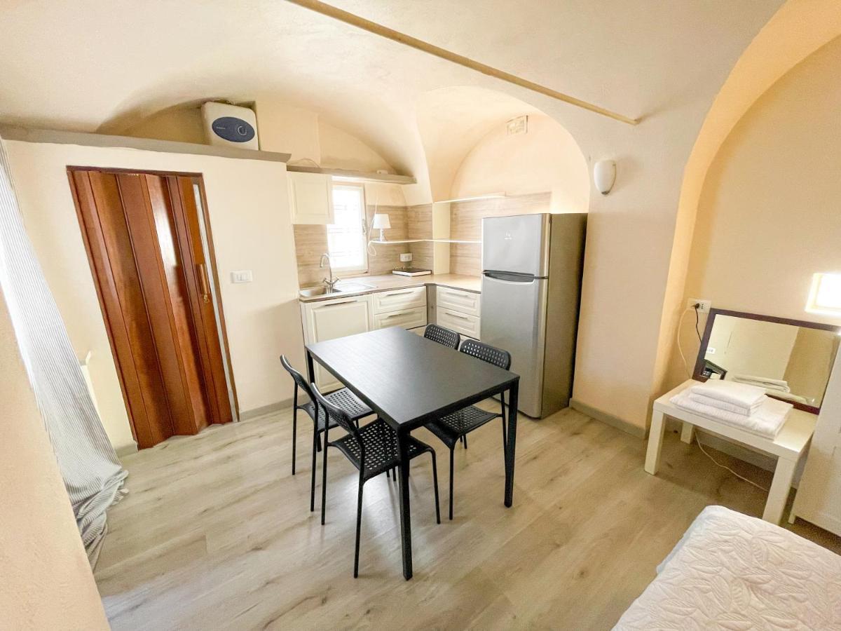 Monolocale A 50 Metri Dal Mare Apartment Celle Ligure Luaran gambar